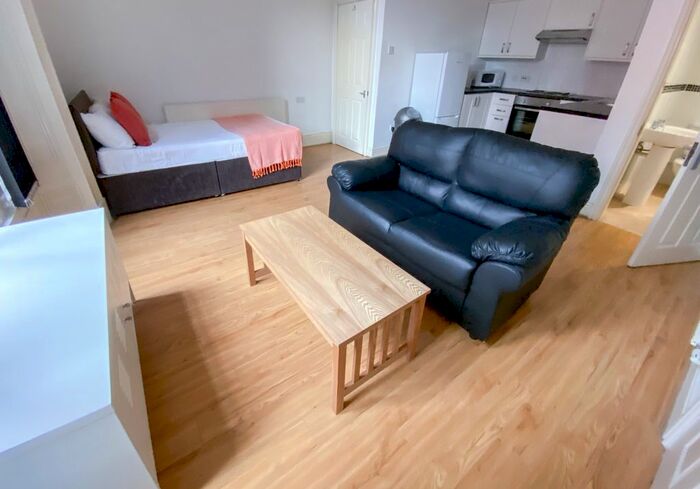 1 Bedroom Flat To Rent In Upper Parliament Street, Toxteth, Liverpool, L8