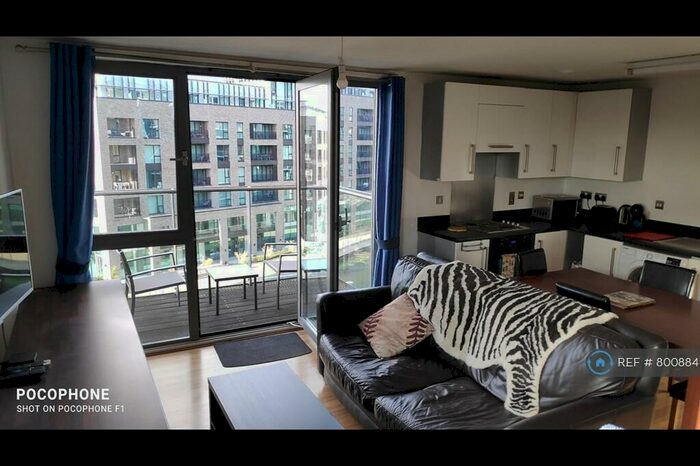 3 Bedroom Flat To Rent In John Wetherby Court West, London, E15