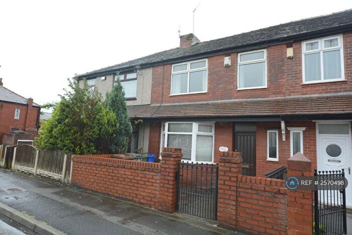 3 Bedroom Terraced House To Rent In Hyde Road, Denton, Manchester, M34