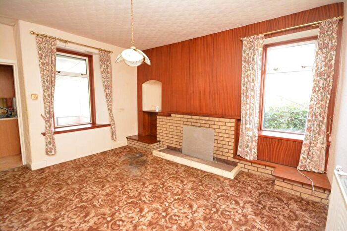 2 Bedroom Cottage For Sale In Cross Brae, Shieldhill, FK1