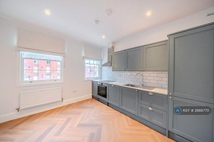 1 Bedroom Flat To Rent In Innox Place, Trowbridge, BA14