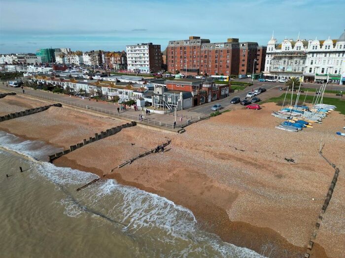 1 Bedroom Flat To Rent In Channel View, Bexhill-On-Sea, TN40