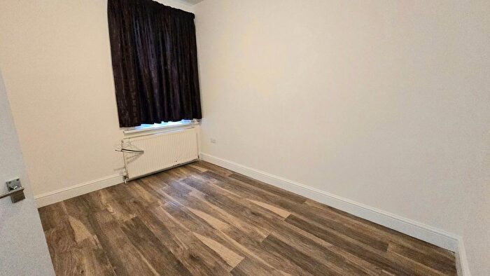 2 Bedroom Flat To Rent In Dorset Road, London, E7
