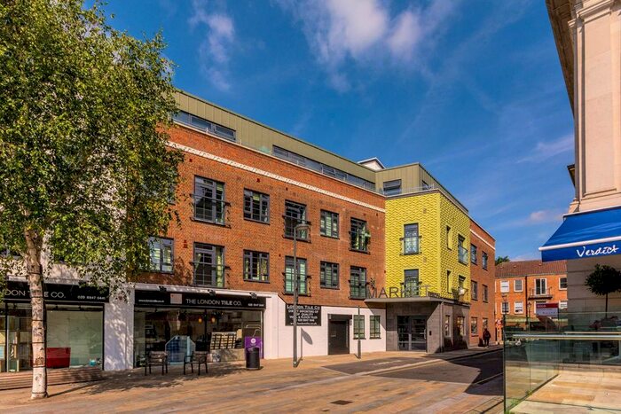 Studio To Rent In Market Place, Brentford, TW8