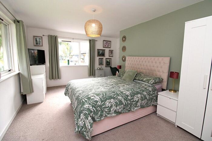 3 Bedroom Detached Bungalow For Sale In Dores Avenue, Holm, Inverness., IV2