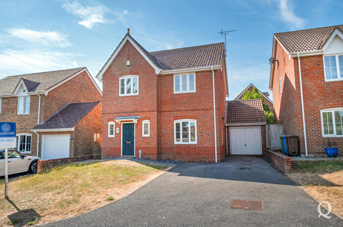 4 Bedroom Detached House For Sale In Randle Way, Bapchild, Sittingbourne, Kent, ME9