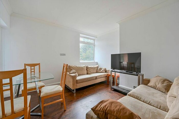 2 Bedroom Flat To Rent In Greystoke Court, Ealing, London, W5