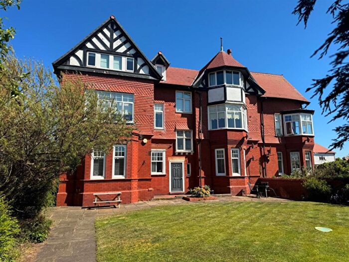 4 Bedroom Apartment For Sale In Clifton Drive South, Lytham St Annes, FY8