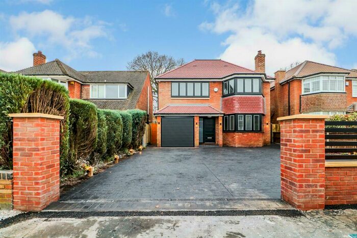 5 Bedroom Detached House To Rent In Holte Drive, Sutton Coldfield, B75