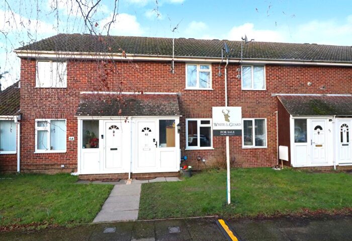 2 Bedroom Terraced House For Sale In Ambleside, Botley, SO30