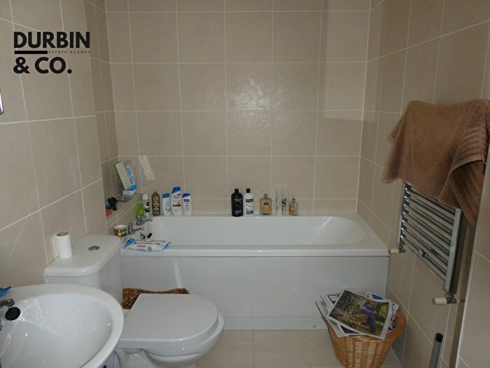 2 Bedroom Flat For Sale In Flat, Taff Vale Building, Duke Street, Aberdare, CF44