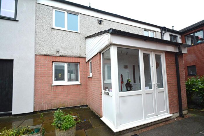 2 Bedroom Terraced House For Sale In Dewar Close, Beswick, M11