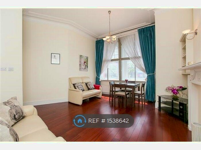 2 Bedroom Flat To Rent In Cromwell Road, London, SW5