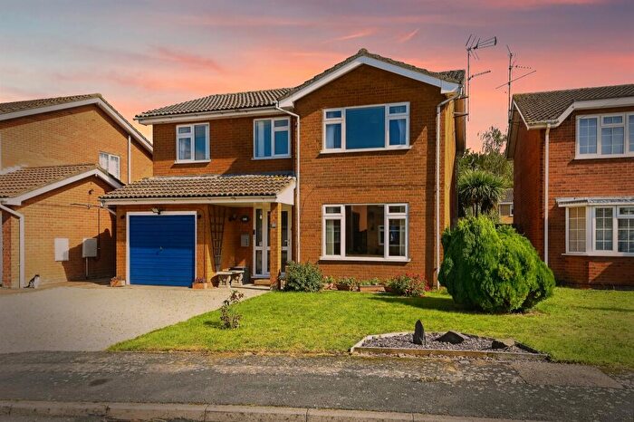 5 Bedroom Detached House For Sale In Cambridge Drive, Wisbech, PE13