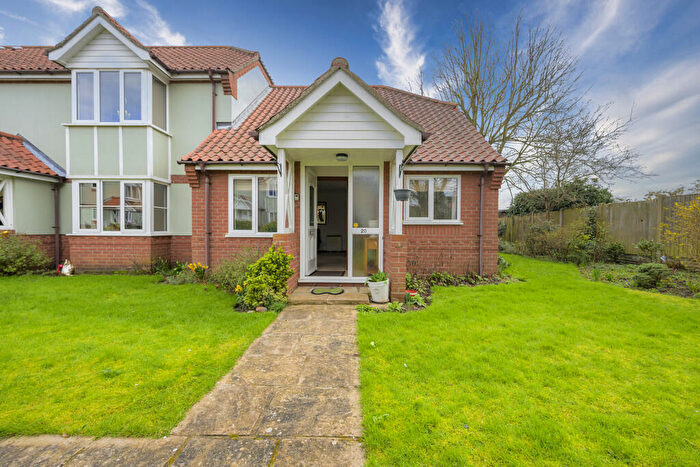 2 Bedroom Terraced Bungalow For Sale In Temperance Place, Beccles, NR34