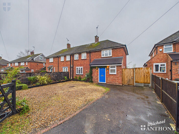 3 Bedroom Semi-Detached House For Sale In Chiltern Avenue, Stone, HP17