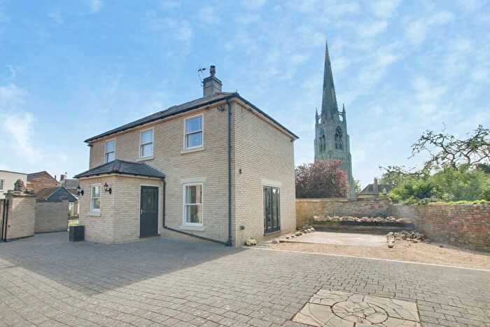3 Bedroom Detached House For Sale In Market Place, Whittlesey, PE7