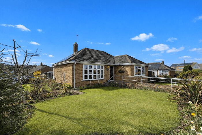 3 Bedroom Detached Bungalow For Sale In Derwent Avenue, Garforth, LS25