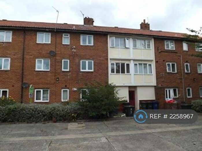 2 Bedroom Flat To Rent In Mostyn Green, Newcastle Upon Tyne, NE3