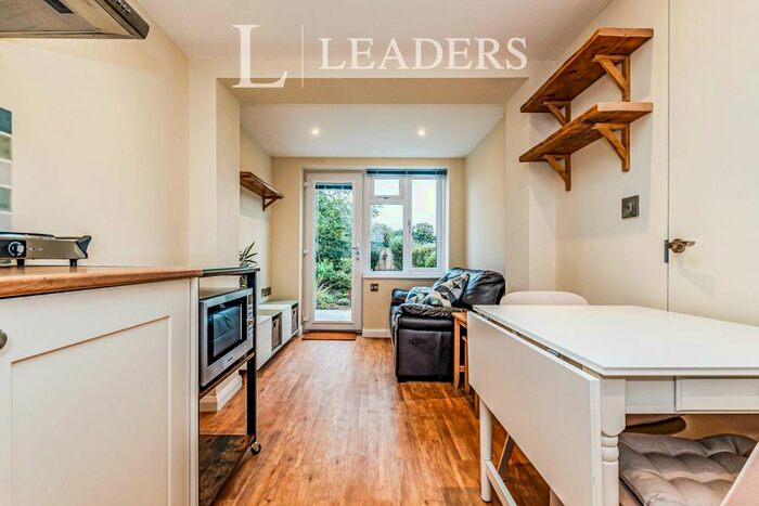 1 Bedroom Apartment To Rent In Frobisher Way, Worthing, BN12