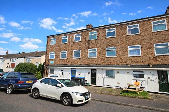 1 Bedroom Flat For Sale In Hornbeams, Harlow, CM20