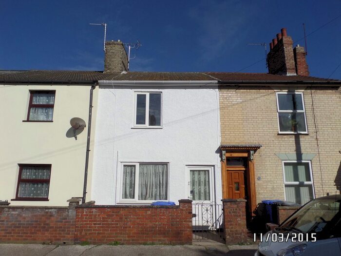 2 Bedroom Terraced House To Rent In Tonning Street, Lowestoft, NR32