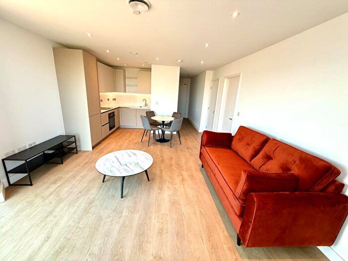 1 Bedroom Apartment To Rent In Park View, City Centre, M4