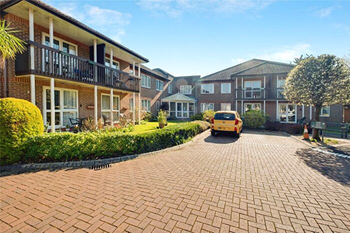 2 Bedroom Flat For Sale In St Marys Mews, Ferndown, BH22