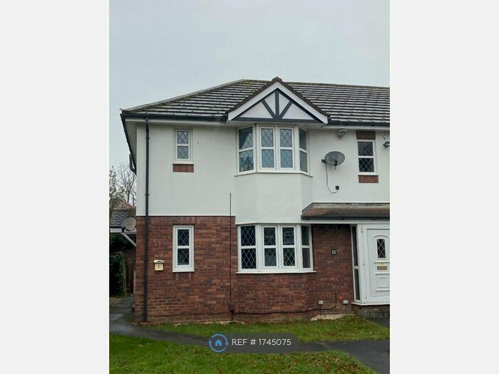 2 Bedroom Flat To Rent In Blenheim Road, Wakefield, WF1