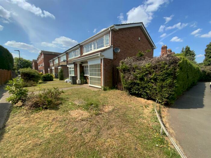 3 Bedroom End Of Terrace House To Rent In Coniston Close, Hall Green, Birmingham, B28