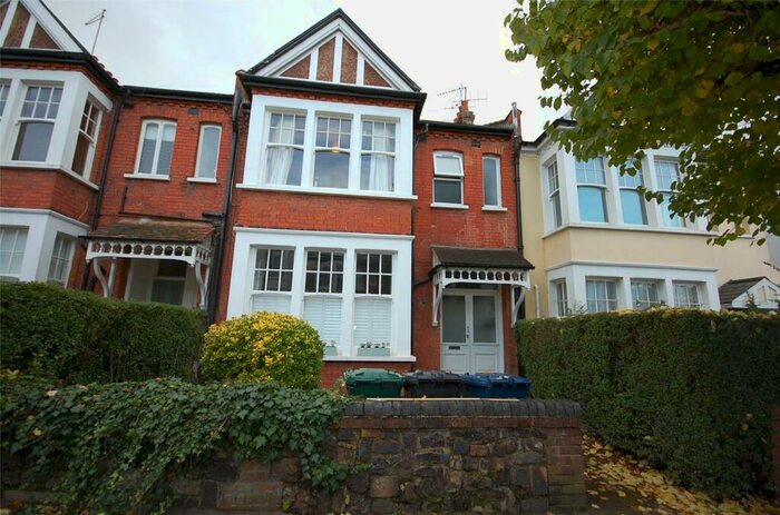 2 Bedroom Apartment To Rent In Eversleigh Road, Finchley, London, N3