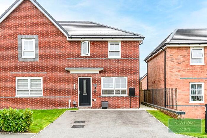 3 Bedroom Semi-Detached House For Sale In Forgemaster Close, Ince, Wigan, WN2