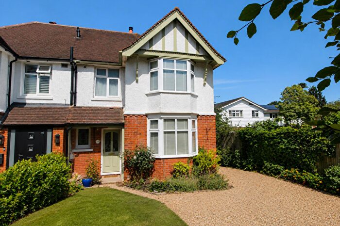 3 Bedroom Semi-Detached House For Sale In Beechwood Avenue, Tilehurst, Reading, RG31