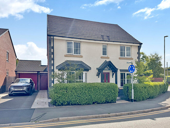 4 Bedroom Detached House For Sale In Overton Close, Eccleshall, Stafford, ST21