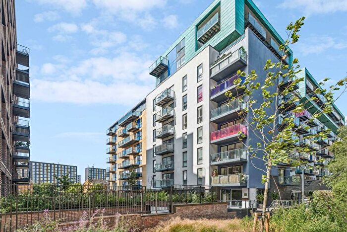 2 Bedroom Flat To Rent In Conington Road, London, SE13