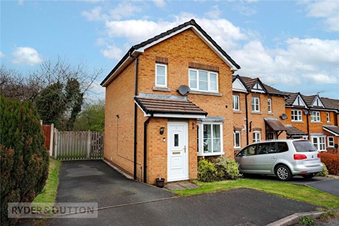 2 Bedroom End Of Terrace House For Sale In Sutton Way, Hadfield, Glossop, Derbyshire, SK13