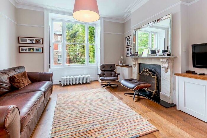 4 Bedroom Flat To Rent In Hartham Road, Caledonian Road, N7