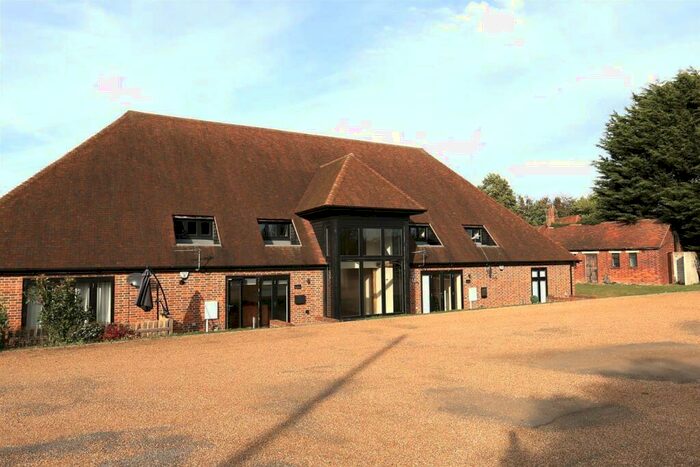 2 Bedroom Character Property To Rent In Eynsford Road, Swanley, BR8