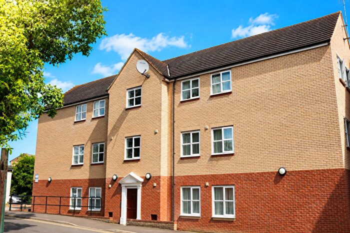 2 Bedroom Flat To Rent In Flat Bentley House, Abbeygate Court, March, PE15
