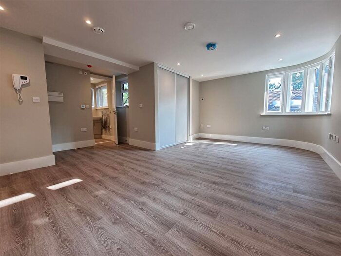 Studio To Rent In Flat, Essex House, Regent Street, Cambridge, CB2