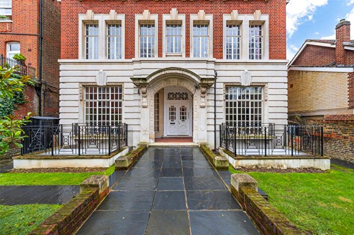 1 Bedroom Flat To Rent In Compayne Gardens, South Hampstead, London, NW6