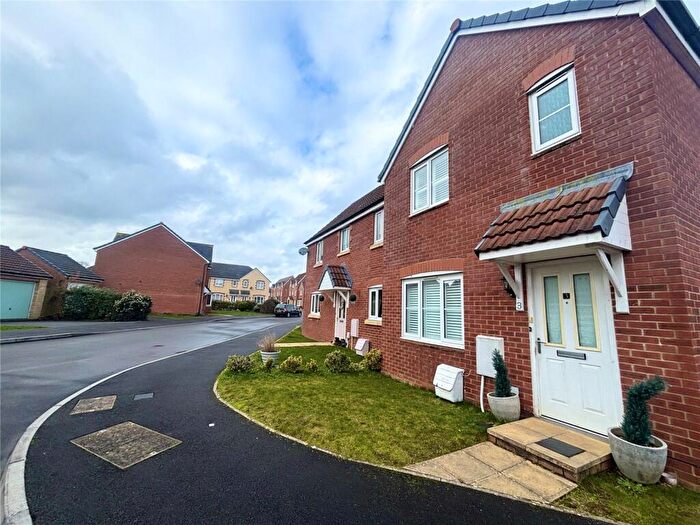 3 Bedroom Semi-Detached House To Rent In Bashkir Close, Swindon, SN5