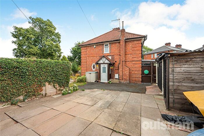 2 Bedroom Semi-Detached House For Sale In Dimsdale Road, Northfield, Birmingham, B31