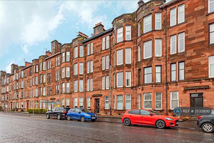 2 Bedroom Flat To Rent In Kings Park Road, Glasgow, G44