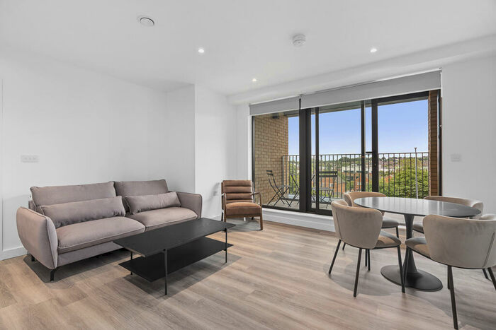 2 Bedroom Apartment To Rent In The Mint, Guildford Guildford, GU1