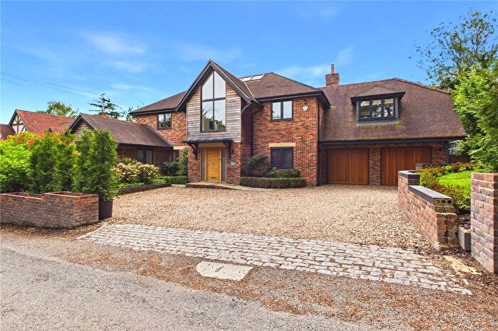 4 Bedroom Detached House To Rent In Green Lane, Pangbourne, Reading, Berkshire, RG8