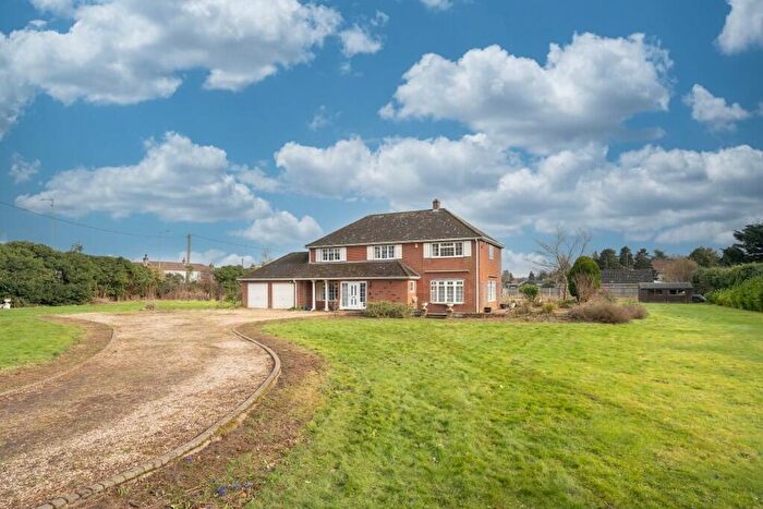 4 Bedroom Detached House For Sale In Great Witchingham, NR9