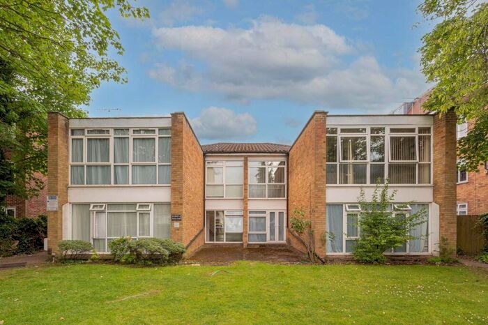 1 Bedroom Flat To Rent In Sunningfields Road, Hendon, London, NW4