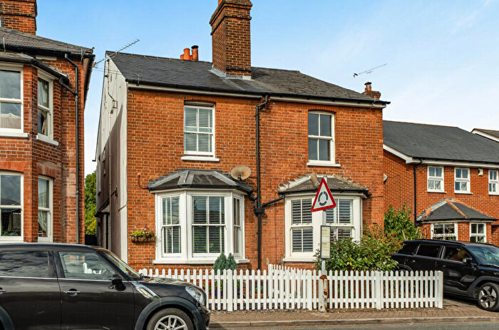 3 Bedroom Semi-Detached House For Sale In Terrace Road North, Binfield, Bracknell, Berkshire, RG42