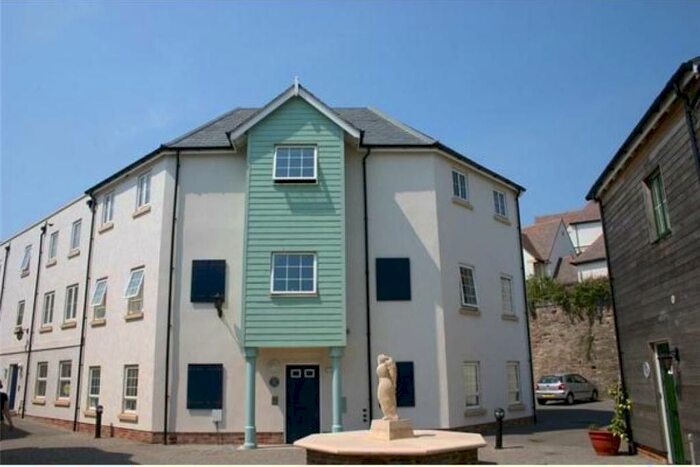 2 Bedroom Apartment To Rent In Eastcliff, Portishead, BS20